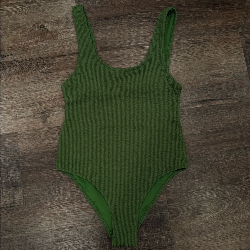 H&M one piece swimsuit
